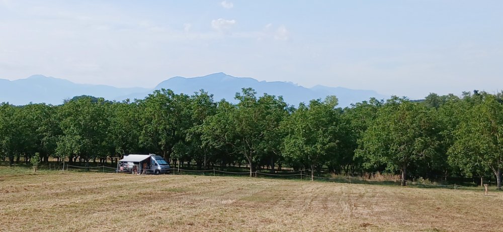 Aire camping-car  Saint-Antoine-l'Abbaye (38160) - Photo 1